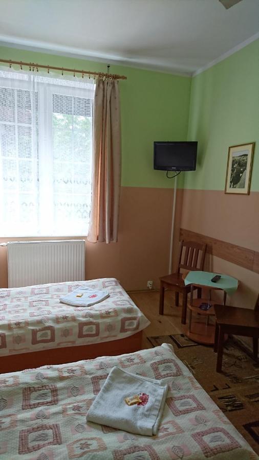 Hotelik Warmia -Pensjonat, Hostel Lidzbark Warminski Ngoại thất bức ảnh