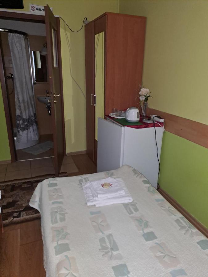 Hotelik Warmia -Pensjonat, Hostel Lidzbark Warminski Ngoại thất bức ảnh